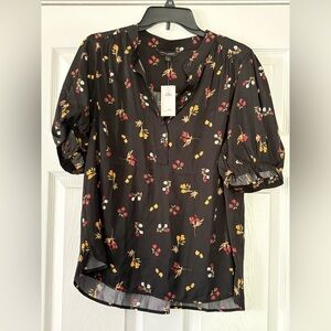 Banana republic blouse new with tags cost $60 asking $20
